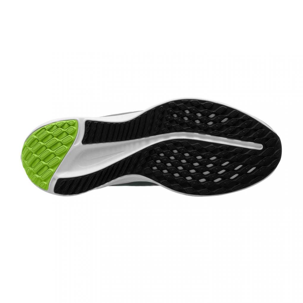 Nike m cheap quest