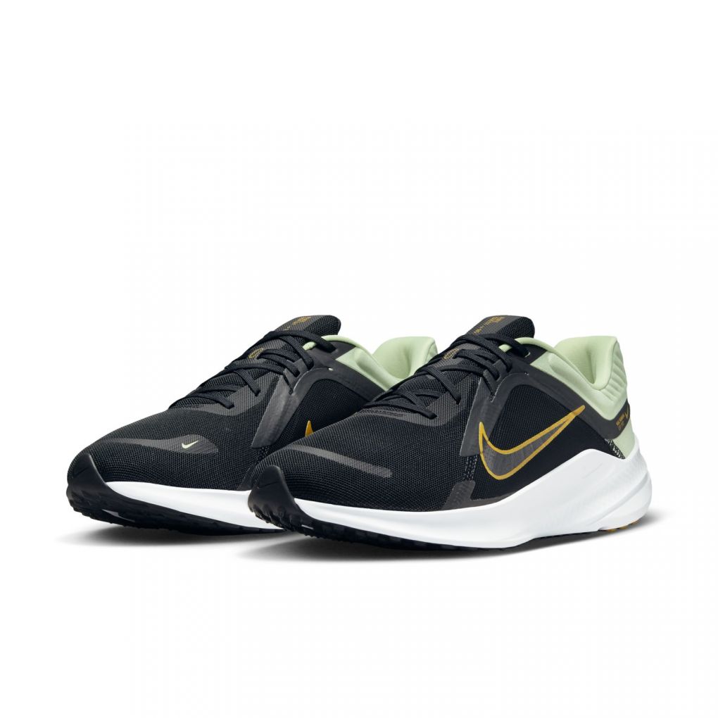 Nike quest trainers store