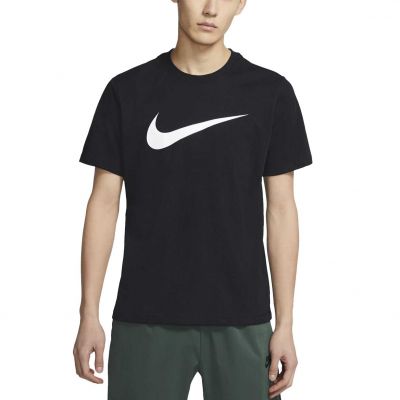 Nike Sportswear Swoosh T-Shirt M